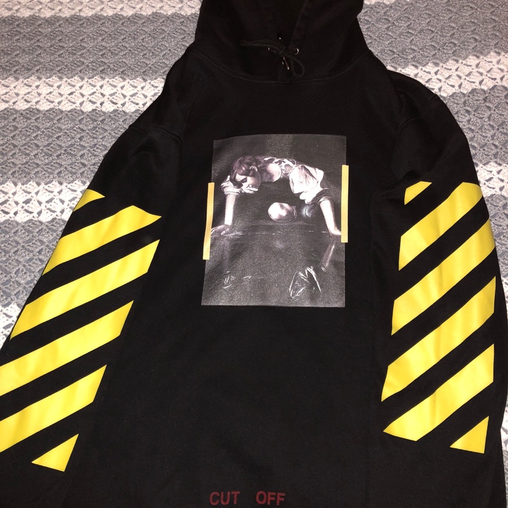 OFF WHITE HOODIE SIZE L